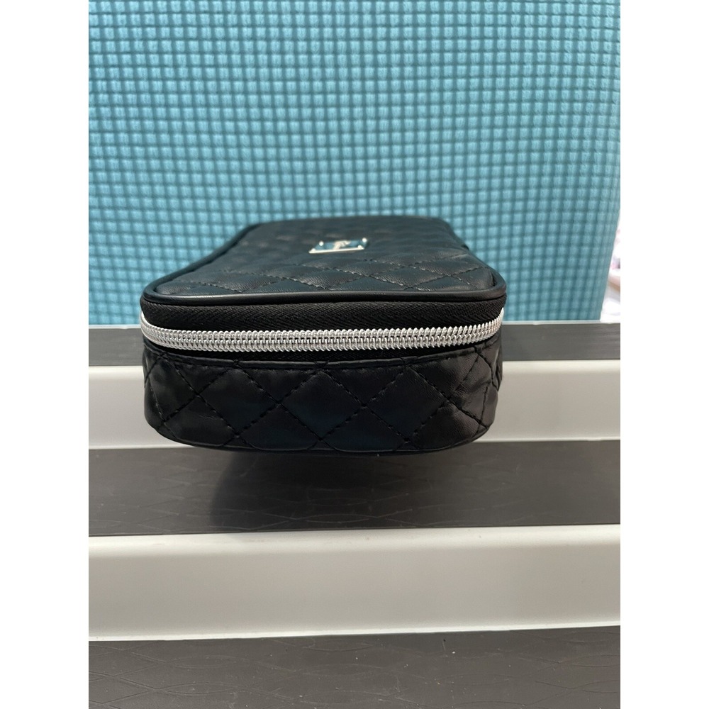 IT Cosmetics Black Quilted Makeup Bag - Picture 5 of 10